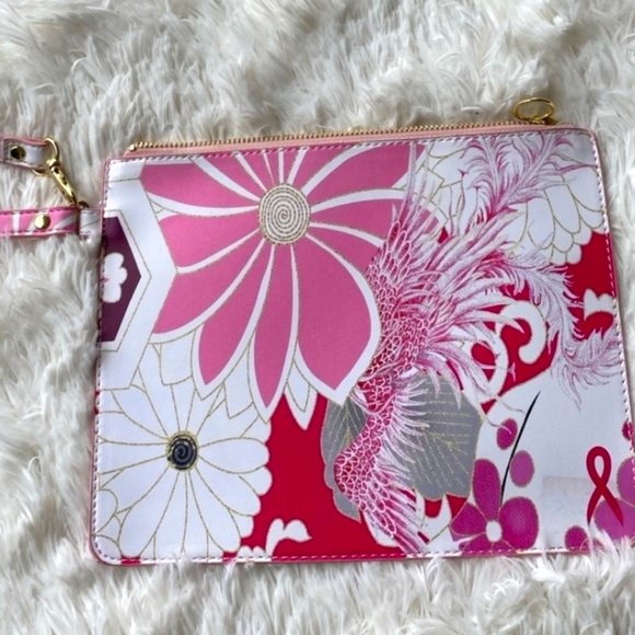 Chicos Floral Wristlet - Picture 2 of 8